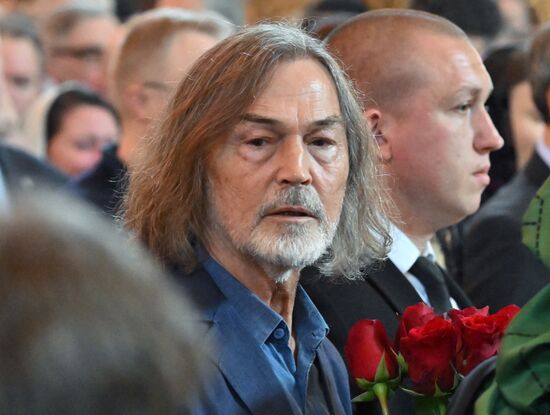 Russia Sculptor Tsereteli Death