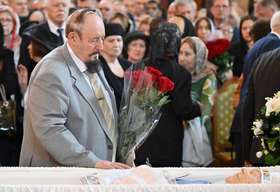 Russia Sculptor Tsereteli Death