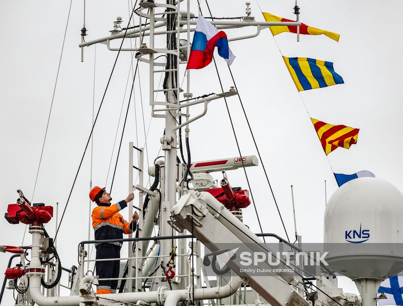 Russia New Emergency Response Tugs