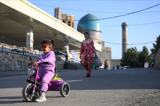 Uzbekistan Samarkand Daily Life
