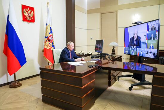 Russia Putin Economy