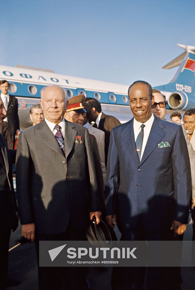 Nikolai Podgorny visits Somalia