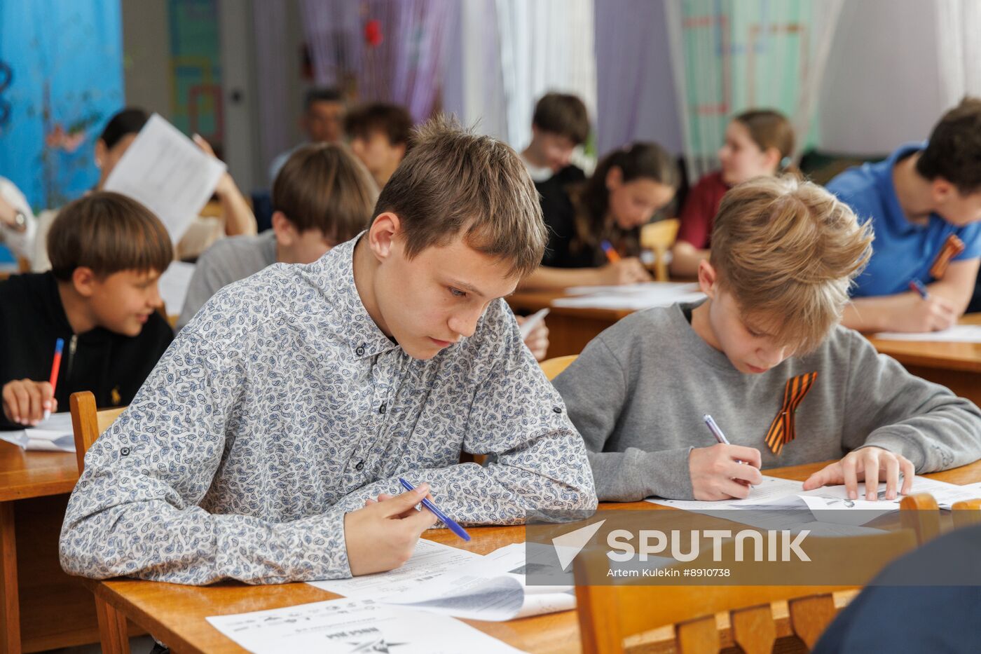 Russia Moldova Victory Dictation Campaign