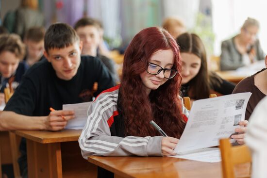 Russia Moldova Victory Dictation Campaign
