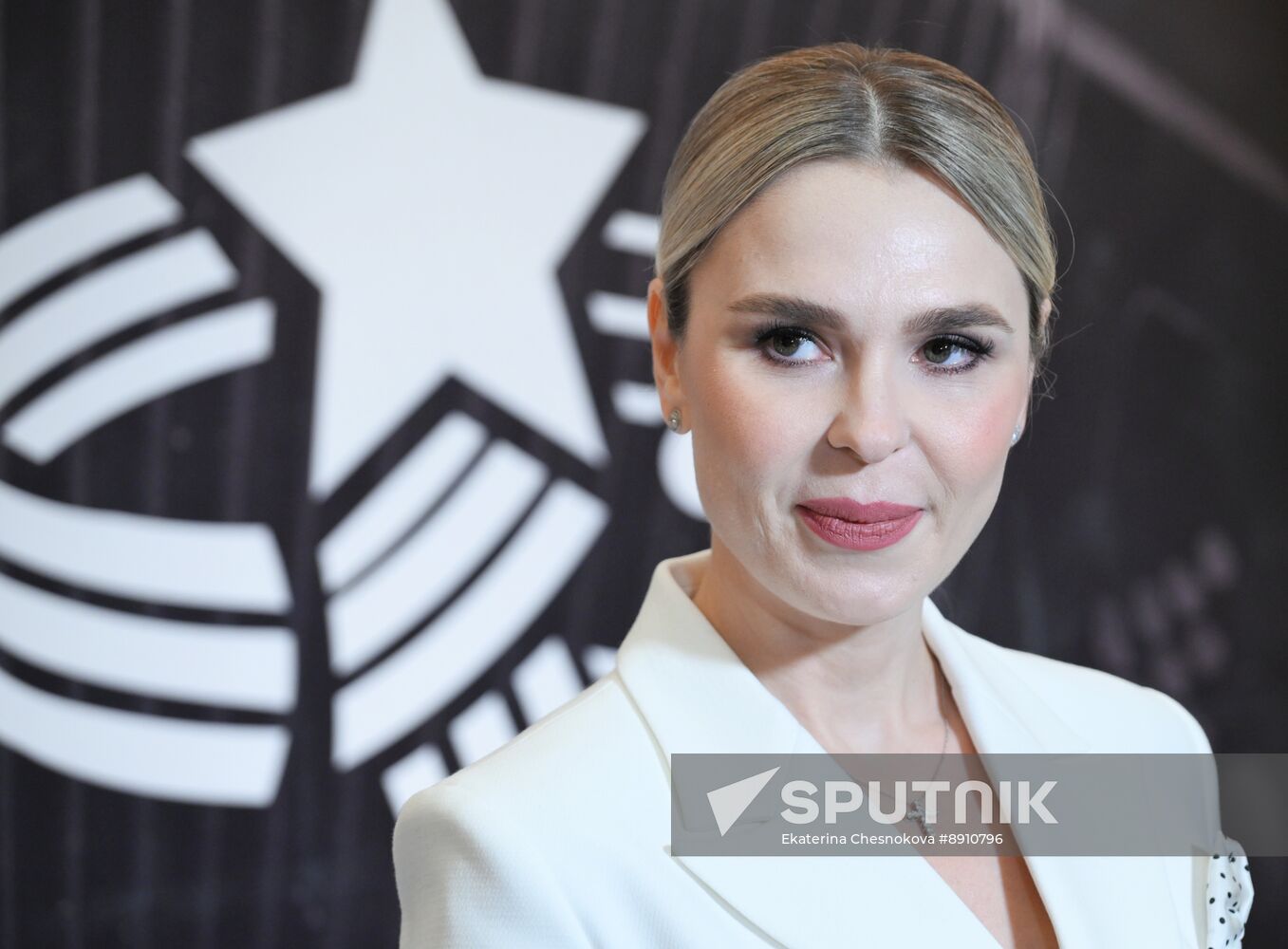 Music of Victory project presentation