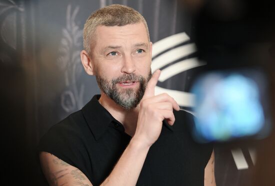 Music of Victory project presentation