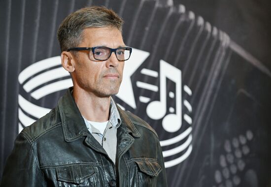 Music of Victory project presentation