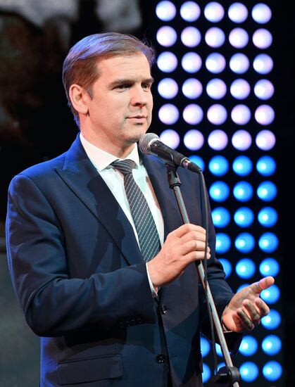 Music of Victory project presentation