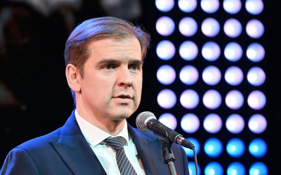 Music of Victory project presentation