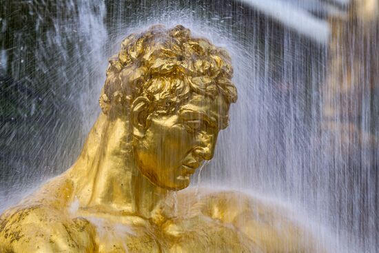 Russia Fountain Season