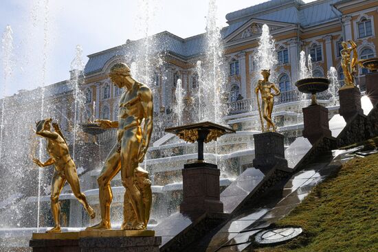 Russia Fountain Season
