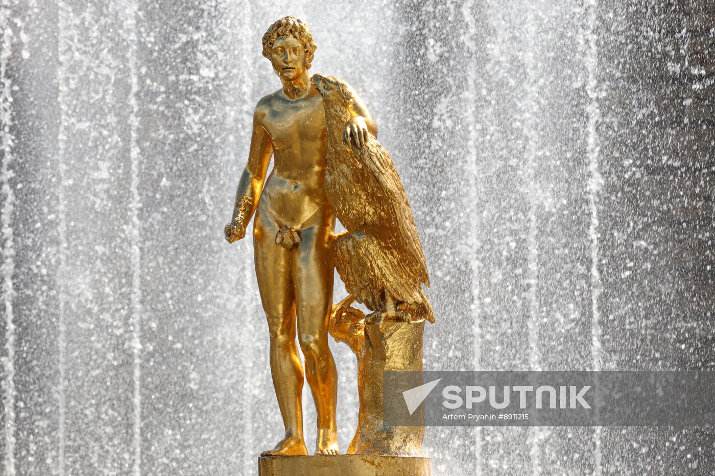 Russia Fountain Season