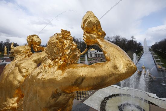 Russia Fountain Season