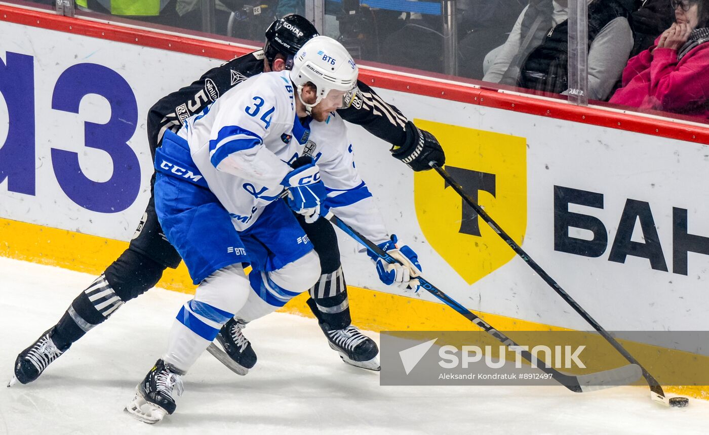 Russia Ice Hockey Kontinental League Traktor - Dynamo