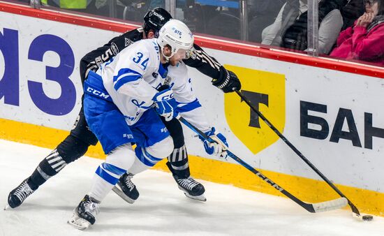 Russia Ice Hockey Kontinental League Traktor - Dynamo