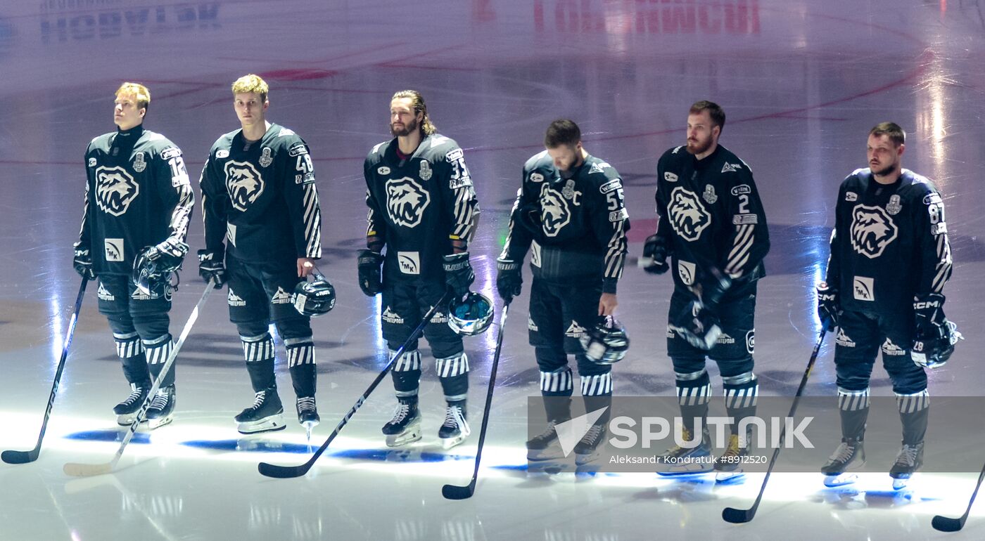 Russia Ice Hockey Kontinental League Traktor - Dynamo