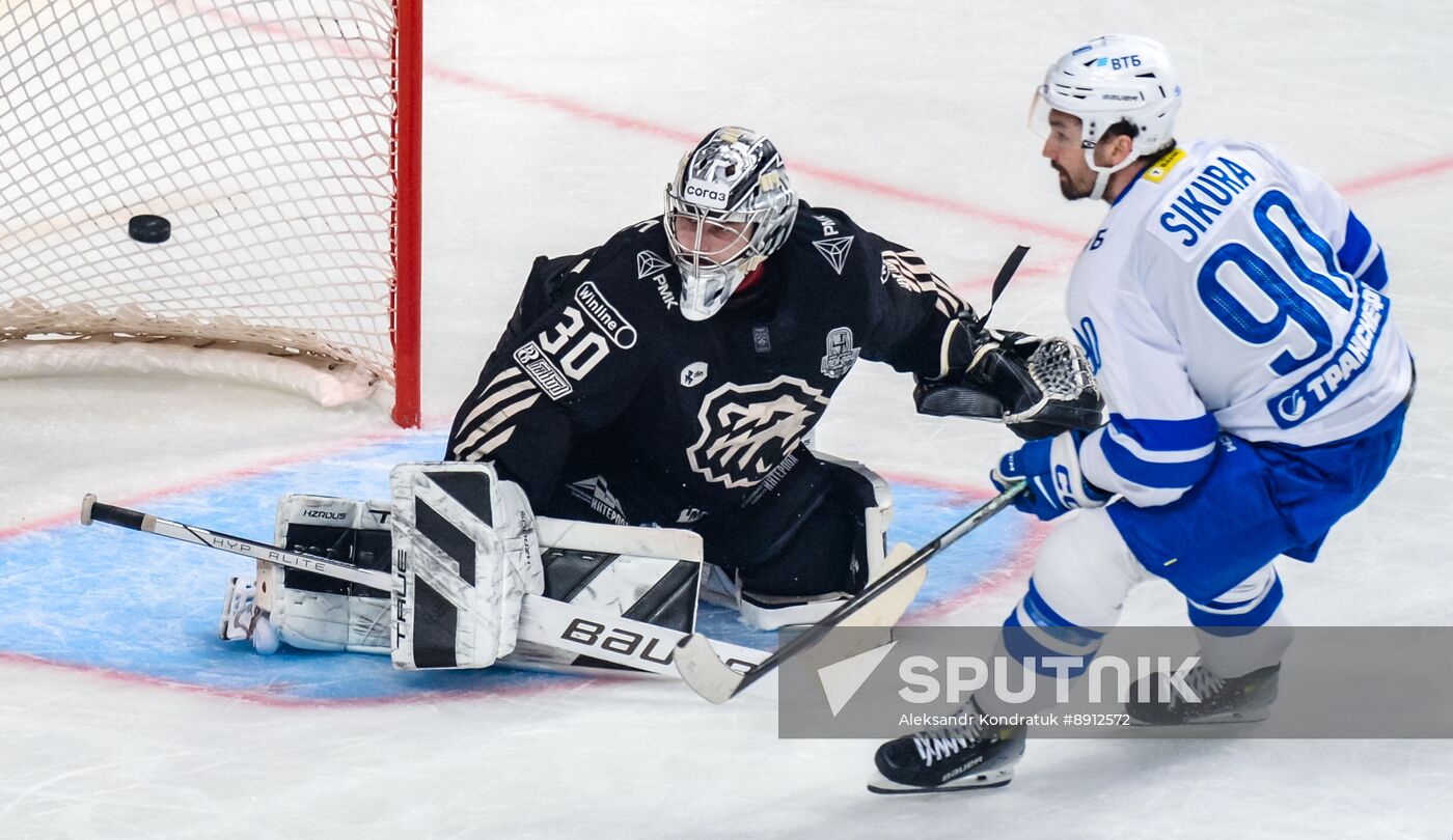 Russia Ice Hockey Kontinental League Traktor - Dynamo