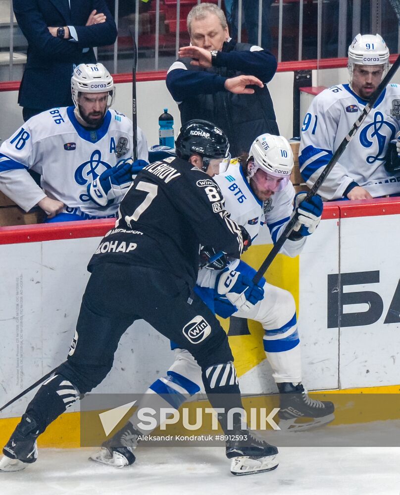 Russia Ice Hockey Kontinental League Traktor - Dynamo