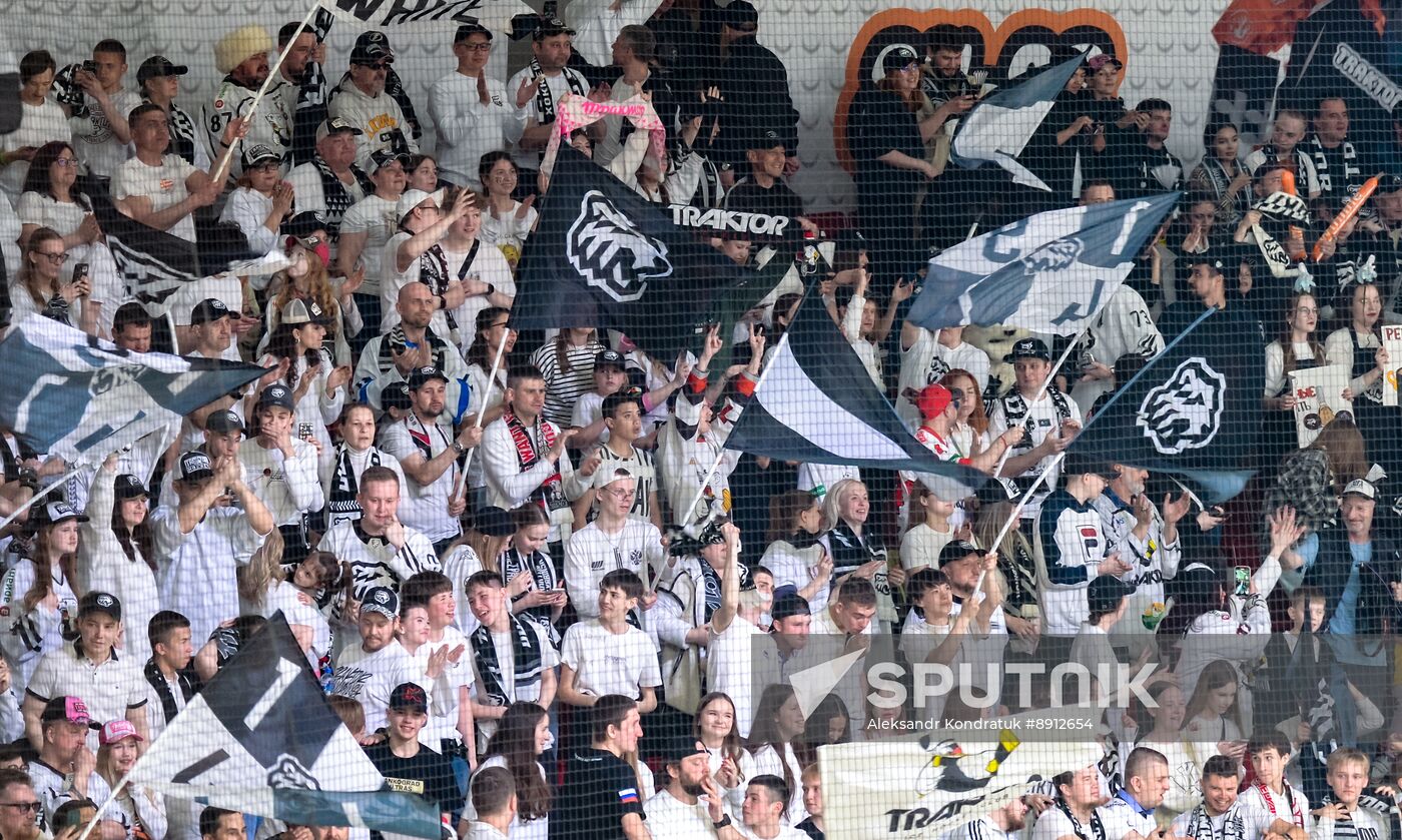 Russia Ice Hockey Kontinental League Traktor - Dynamo