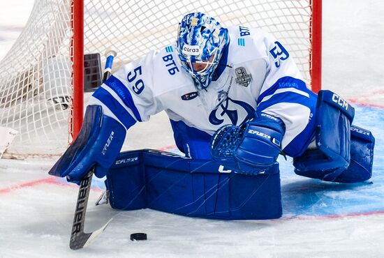 Russia Ice Hockey Kontinental League Traktor - Dynamo