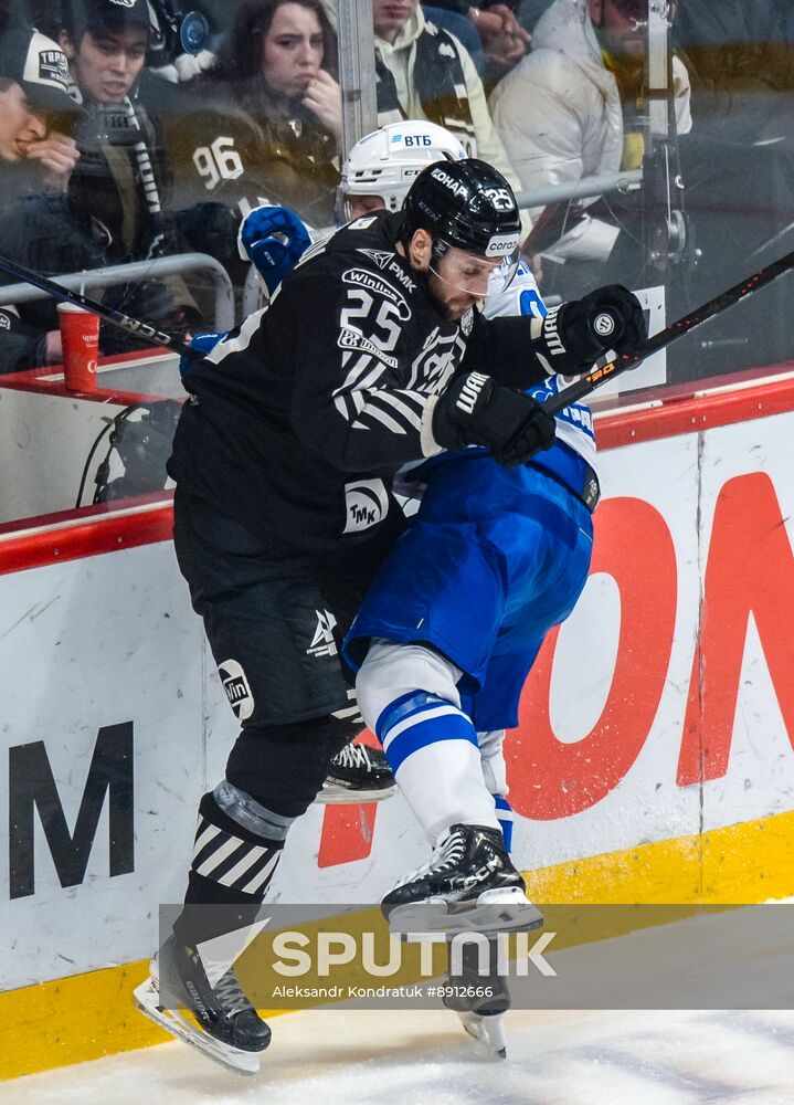 Russia Ice Hockey Kontinental League Traktor - Dynamo