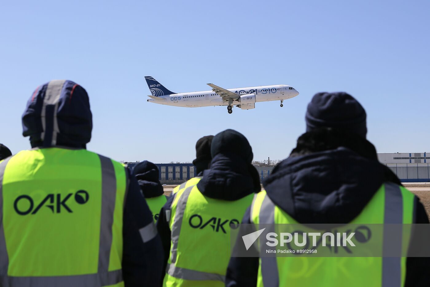 Russia New MC-21 Passenger Jet Tests