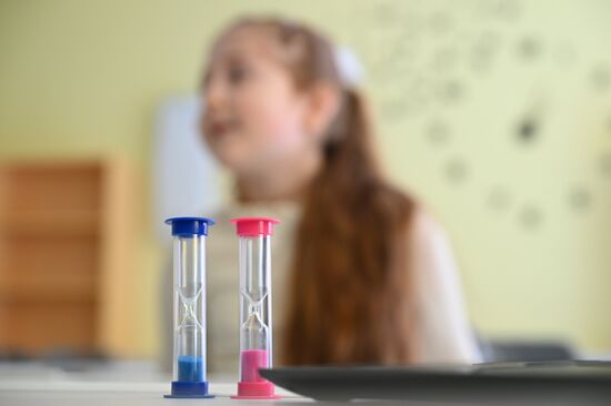 Russia Migrant Children Language Test