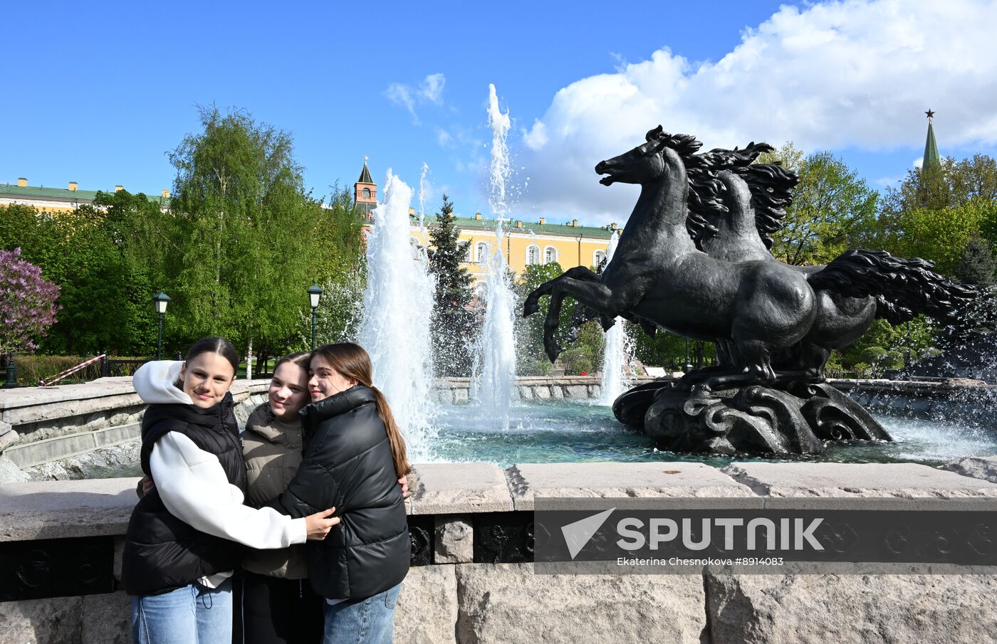 Russia Fountain Season