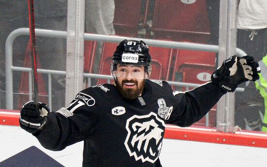 Russia Ice Hockey Kontinental League Traktor - Dynamo