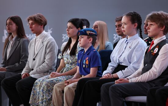 Russia Putin Znaniye Pervye Educational Marathon
