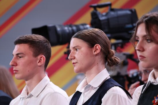 Russia Putin Znaniye Pervye Educational Marathon