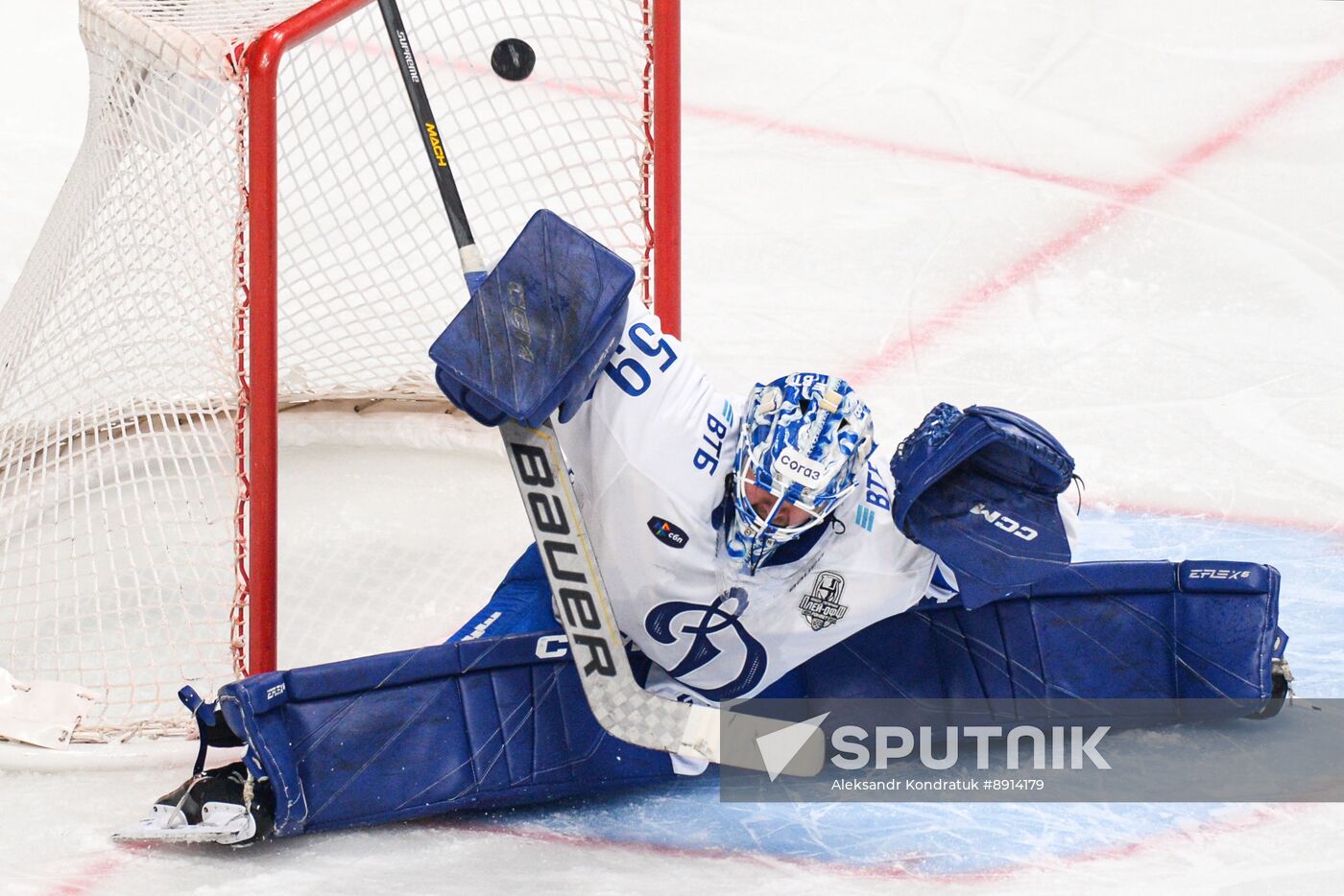 Russia Ice Hockey Kontinental League Traktor - Dynamo