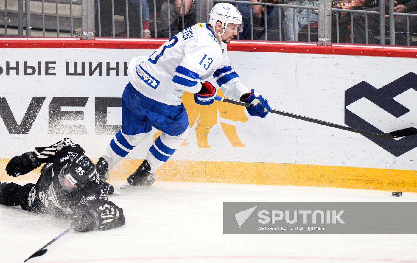 Russia Ice Hockey Kontinental League Traktor - Dynamo