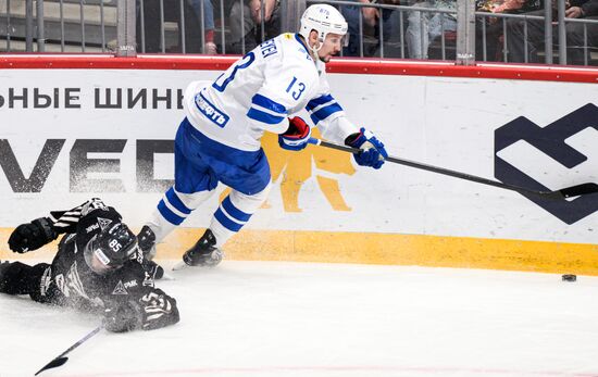 Russia Ice Hockey Kontinental League Traktor - Dynamo