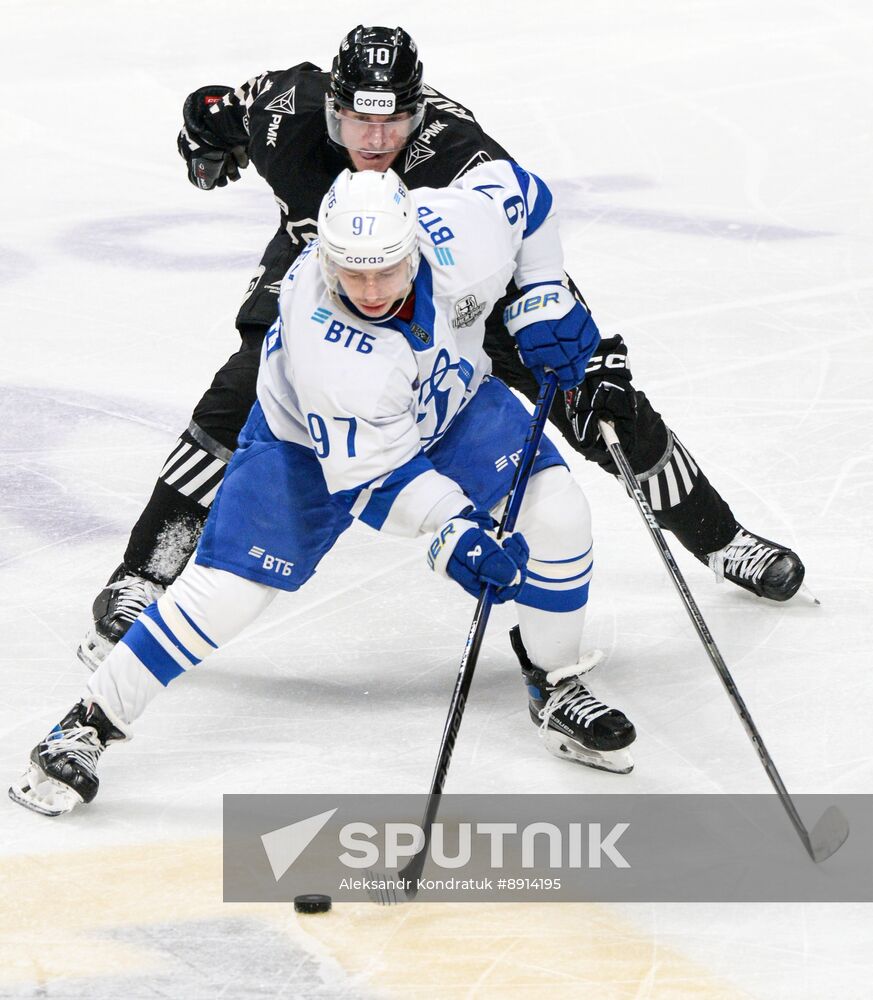 Russia Ice Hockey Kontinental League Traktor - Dynamo