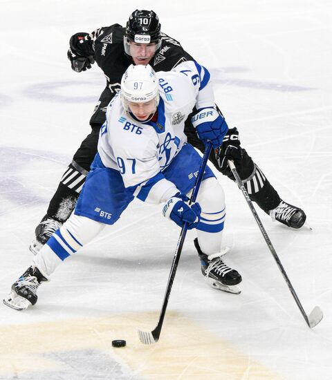 Russia Ice Hockey Kontinental League Traktor - Dynamo
