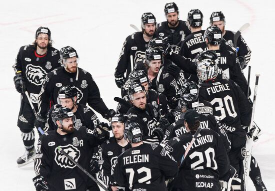 Russia Ice Hockey Kontinental League Traktor - Dynamo
