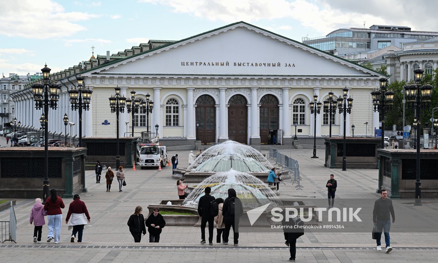 Russia Fountain Season