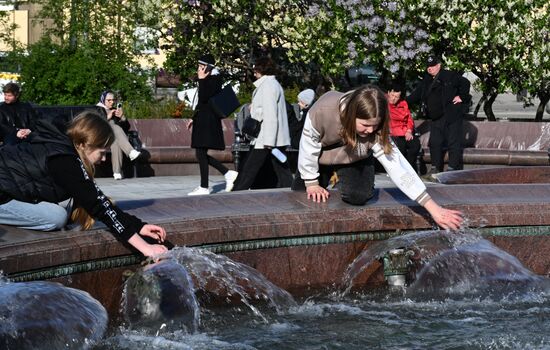Russia Fountain Season