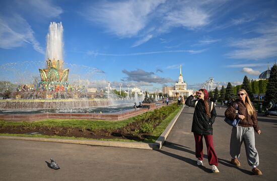 Russia Fountain Season