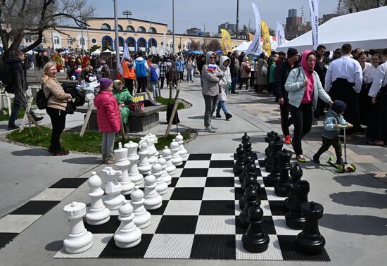 Russia Regions May Day