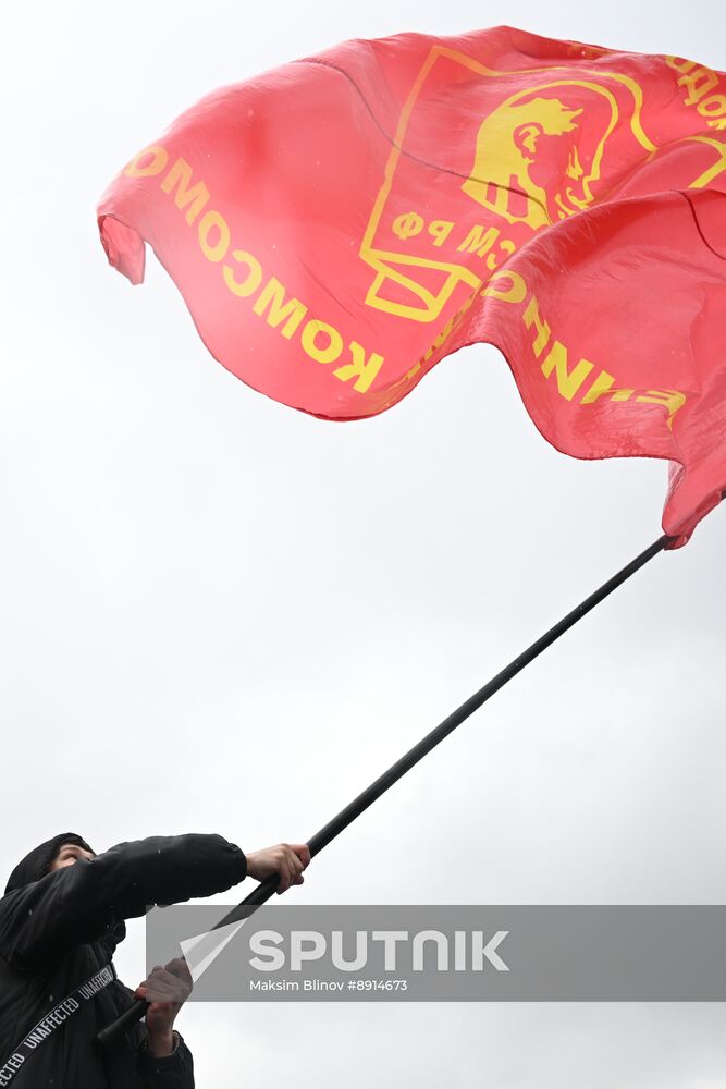 Russia May Day Communist Party