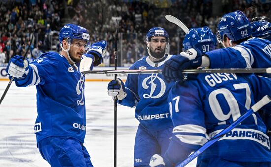 Russia Ice Hockey Kontinental League Dynamo - Traktor