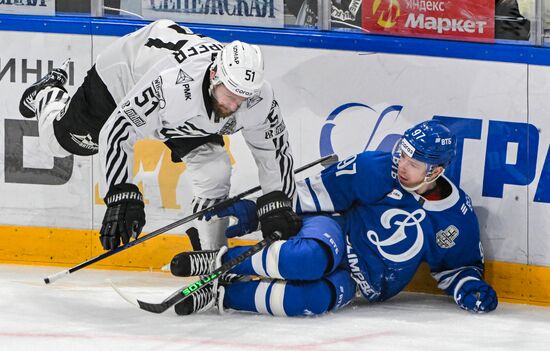 Russia Ice Hockey Kontinental League Dynamo - Traktor