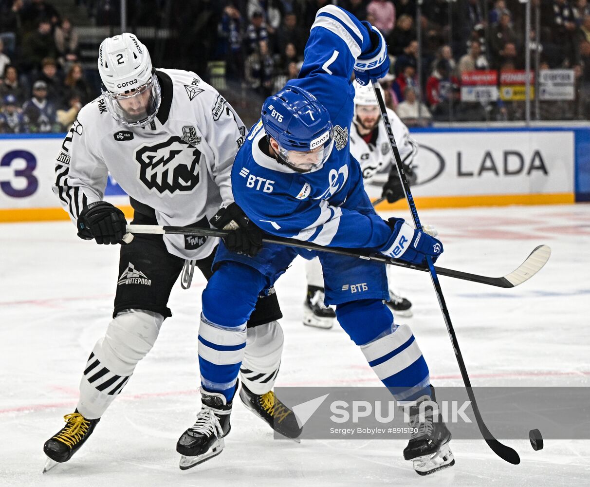 Russia Ice Hockey Kontinental League Dynamo - Traktor
