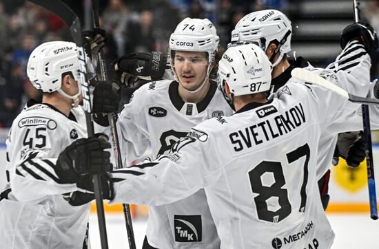 Russia Ice Hockey Kontinental League Dynamo - Traktor