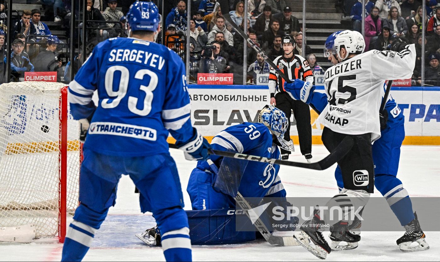 Russia Ice Hockey Kontinental League Dynamo - Traktor