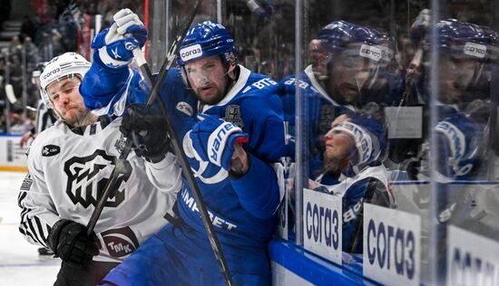 Russia Ice Hockey Kontinental League Dynamo - Traktor