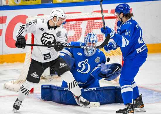 Russia Ice Hockey Kontinental League Dynamo - Traktor