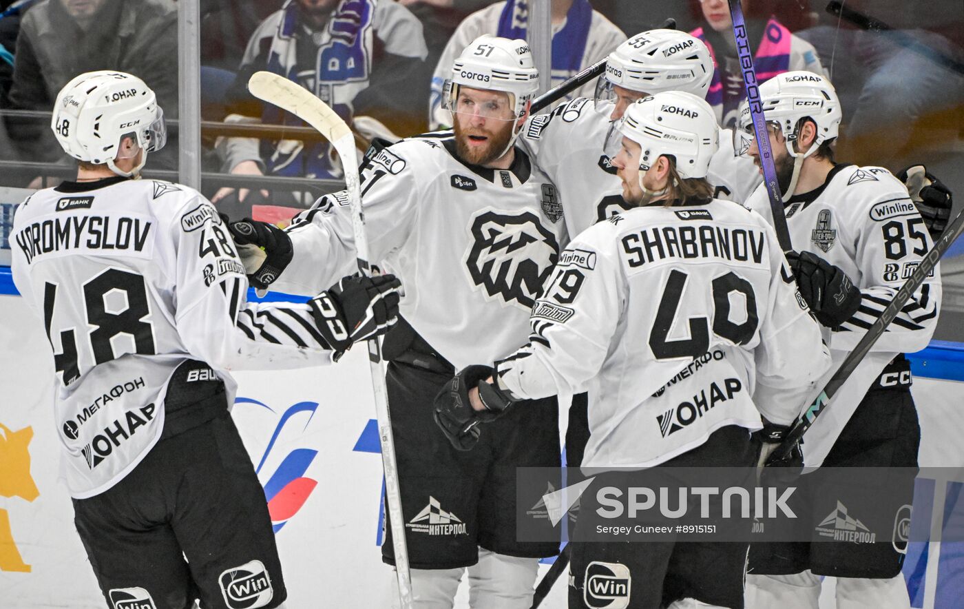 Russia Ice Hockey Kontinental League Dynamo - Traktor